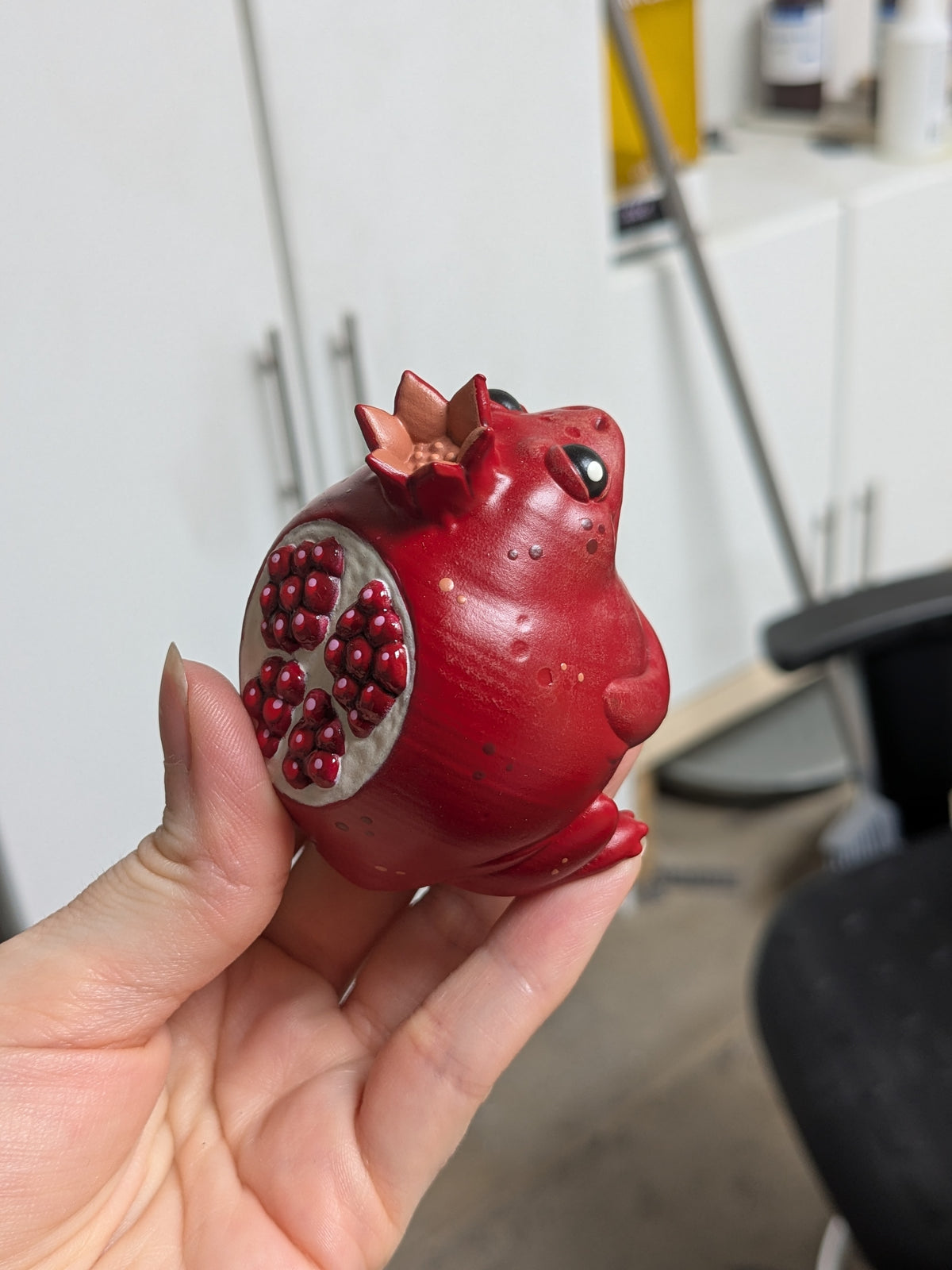 Pomegranate Frog | B-Grade