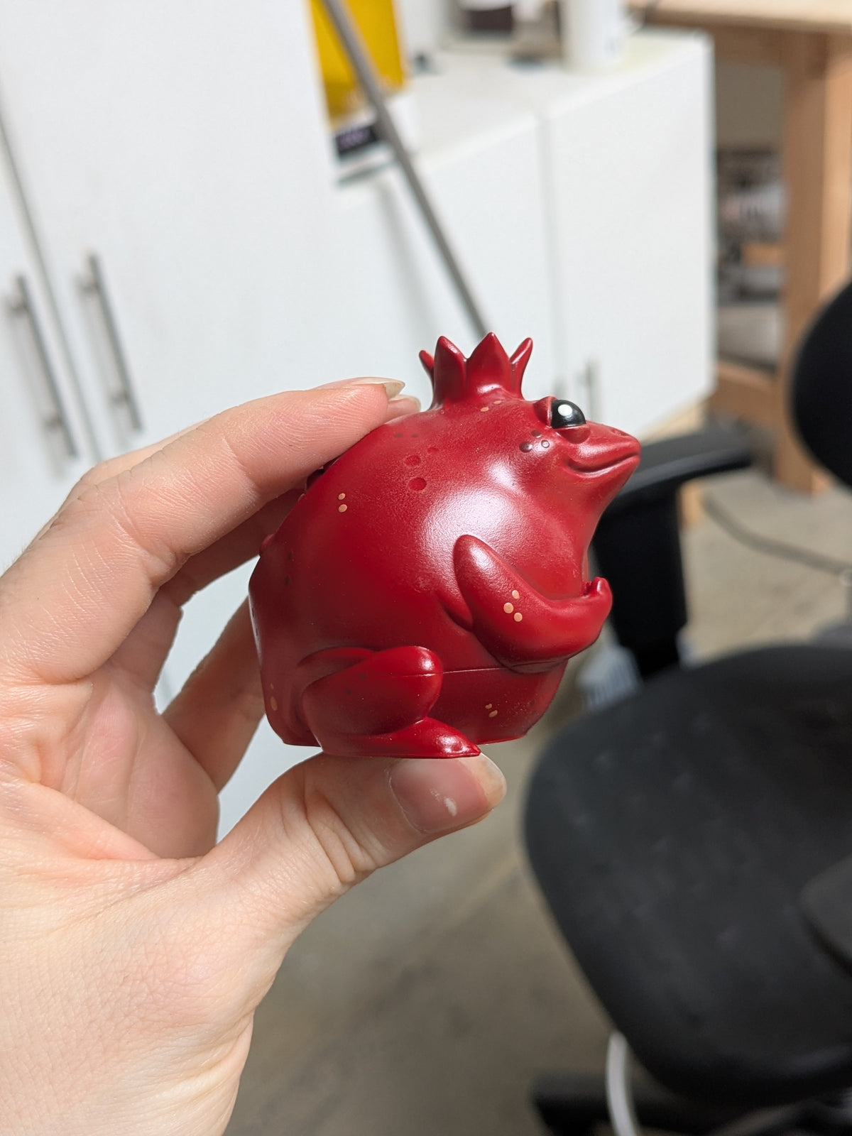 Pomegranate Frog | B-Grade